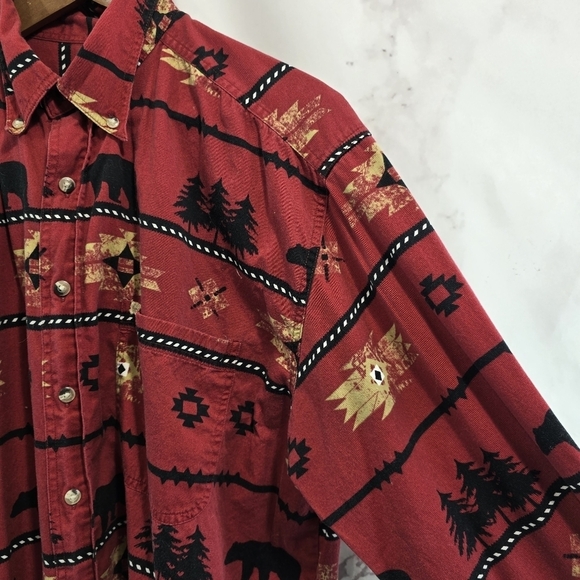 Outdoor Life Shirt Mens Large Red Camp Bear Tree Southwestern Aztec Button Down - Picture 8 of 9